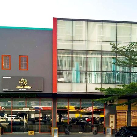 Hotel Ec Kip Sentral Klia 1 - Klia 2 Sepang Eksteriør bilde